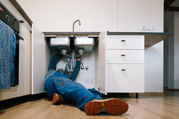 Professional Leak Detection technician working in West Sayville, NY